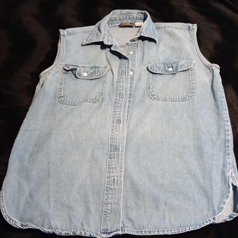 American Rave women's sleeveless denim blouse size lg